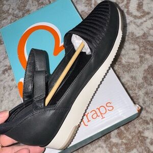 BareTraps Black Women's Sandals